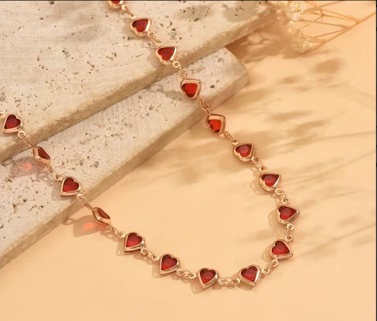 ✨ Colar Coração Entrelançado KC – Corrente Minimalista com Pingente de Cristal 💖✨