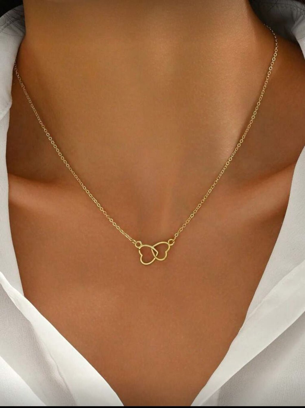 Colar de Coração Duplo em Aço Inoxidável Banhado a Ouro 18K ✨