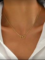 Colar de Coração Duplo em Aço Inoxidável Banhado a Ouro 18K ✨