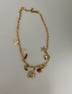 Colar Encantador com Pingentes Diversos ✨